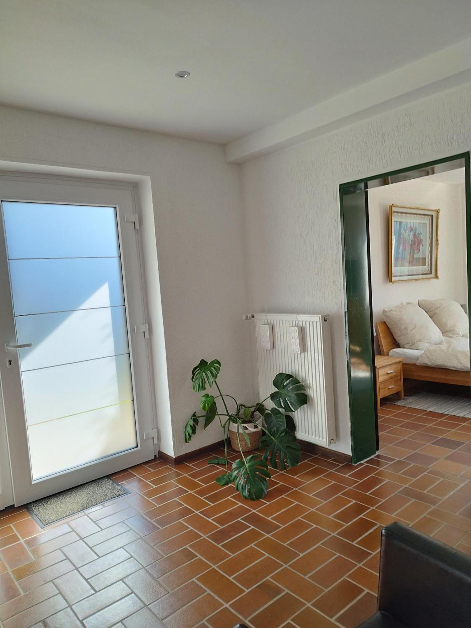 Moderne Ferienwohnung Mit Privatem Eingang - Rosa Kalletal Exterior photo